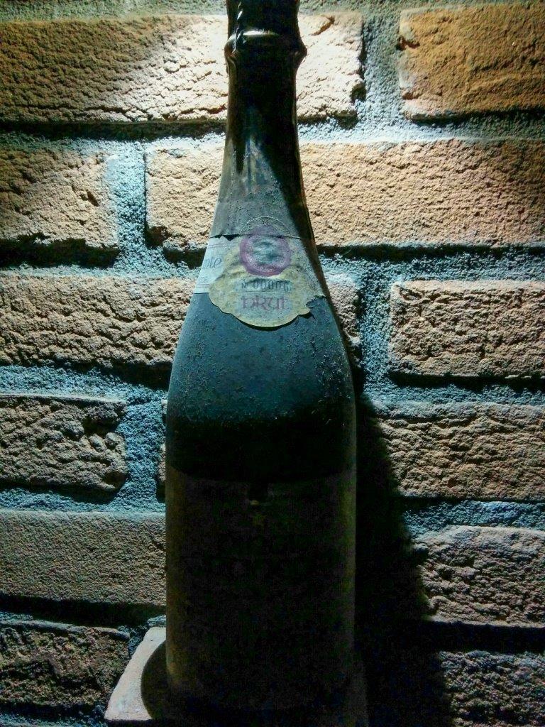 Bottiglia Franciacorta presso az agricola Faccoli