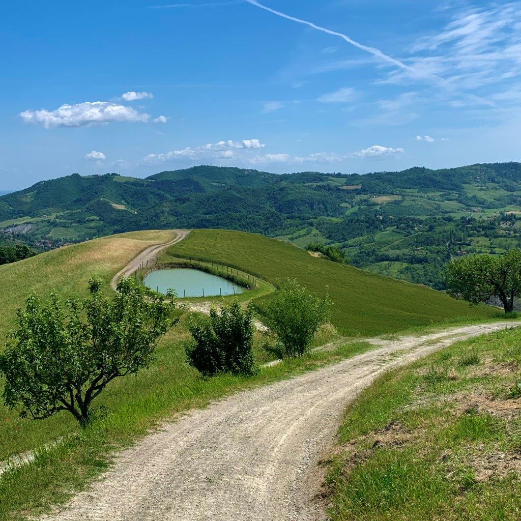 laghetto calanco grande appennino bologna gravel