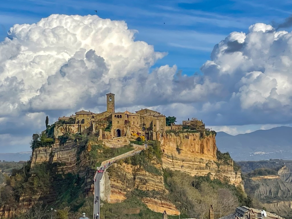 Civita di Bagnoregio la città che muore