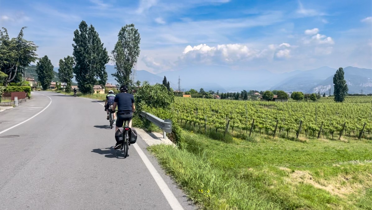 Franciacorta vigne bici stradine